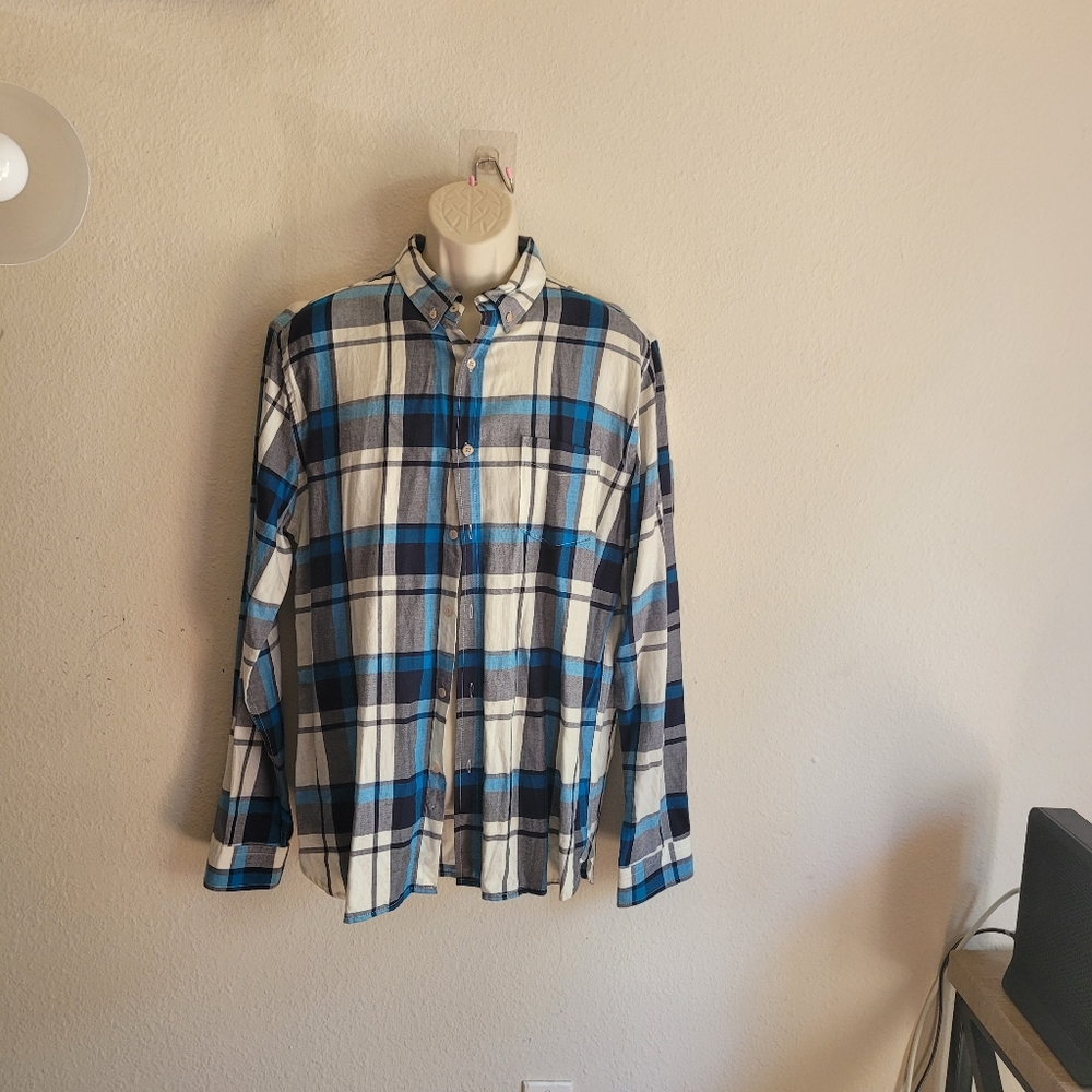 Mens large shirt long sleeve